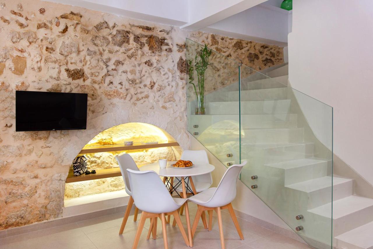 Orestis Downtown Holiday home